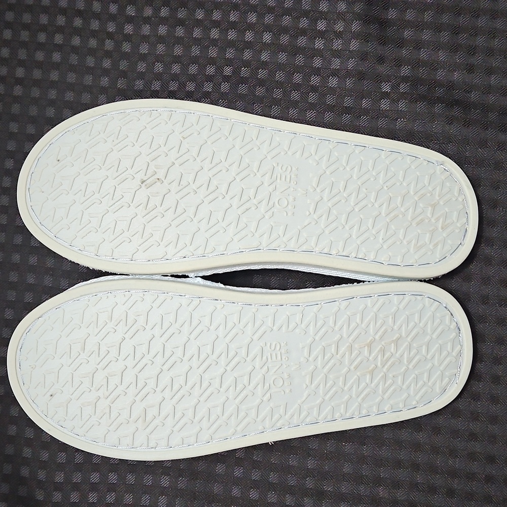 Jones Of New York, Baby Blue, Slipper, Houseshoes, Size Med.(6 1/2- 7 1/2) - Picture 4 of 6